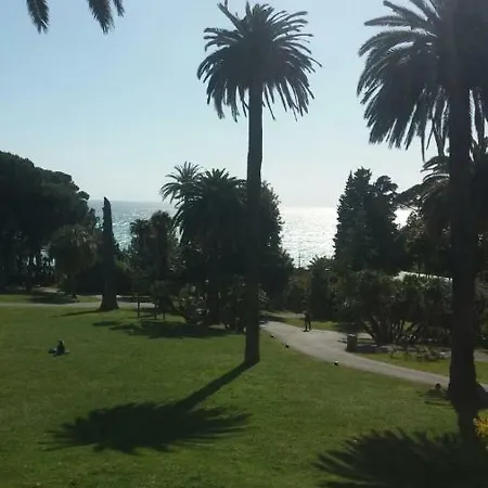 House Near Park And Sea Appartement Genua
